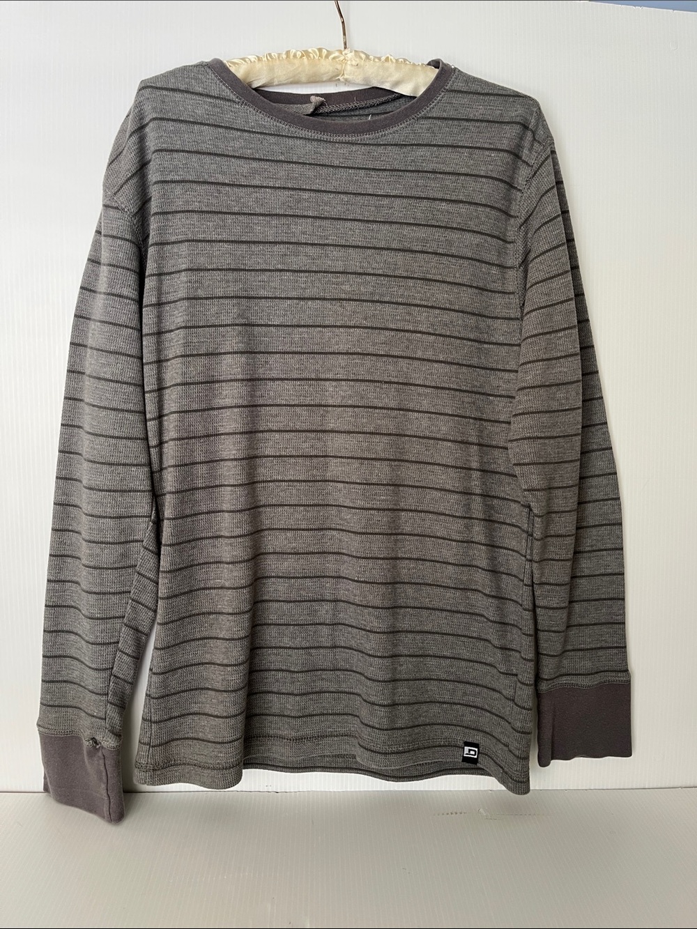 Boys Thermal Knit Sweater Size M